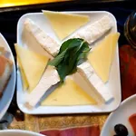 Emily Cave House Bed & Breakfast 4*