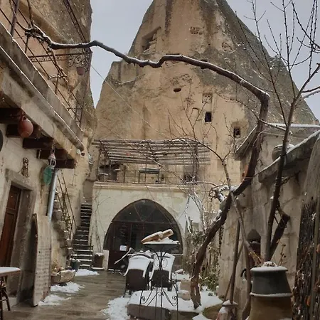 Emily Cave House Отель типа 