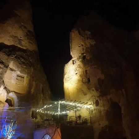 Emily Cave House Отель типа 