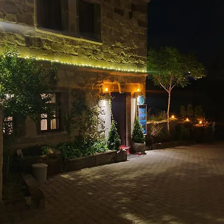 Emily Cave House 4* Γκόρεμε