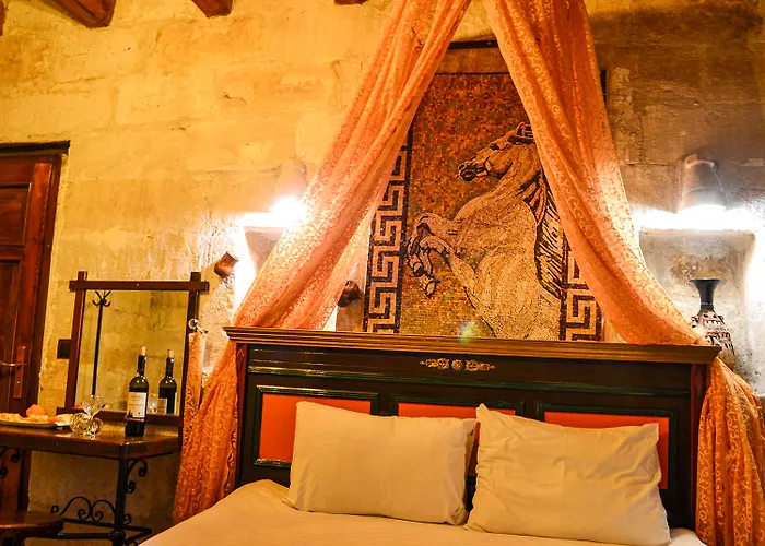 Bed & Breakfast Emily Cave House 4*