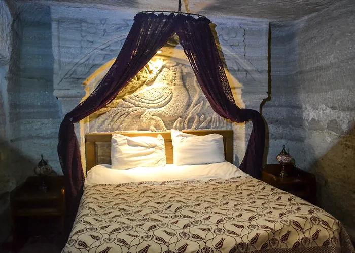 Bed & Breakfast Emily Cave House 4*